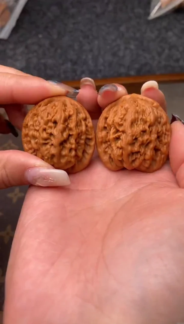 把件文玩核桃B60号38尺金公子