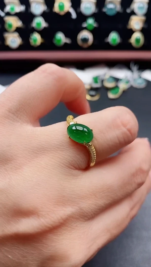 银S925镶嵌戒指翡翠1