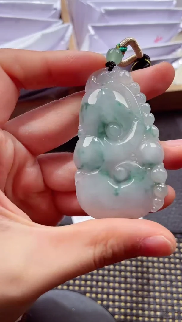 颈饰未镶嵌翡翠11111