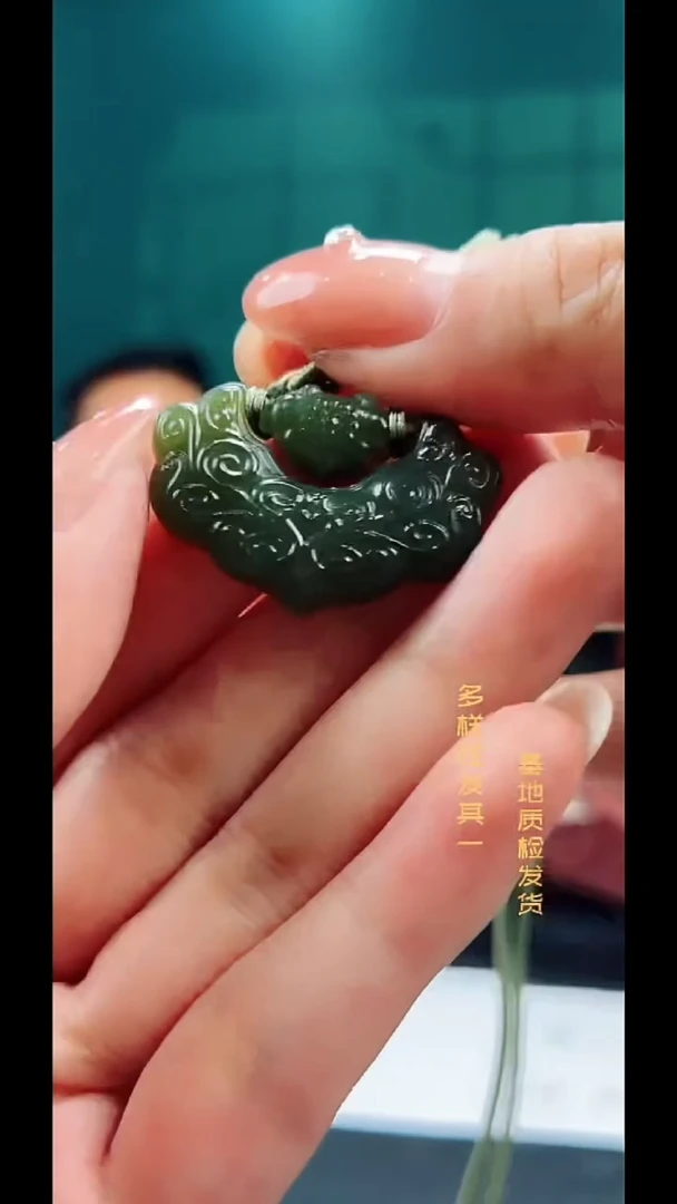 颈饰未镶嵌和田玉纯天然和田玉多样性发一