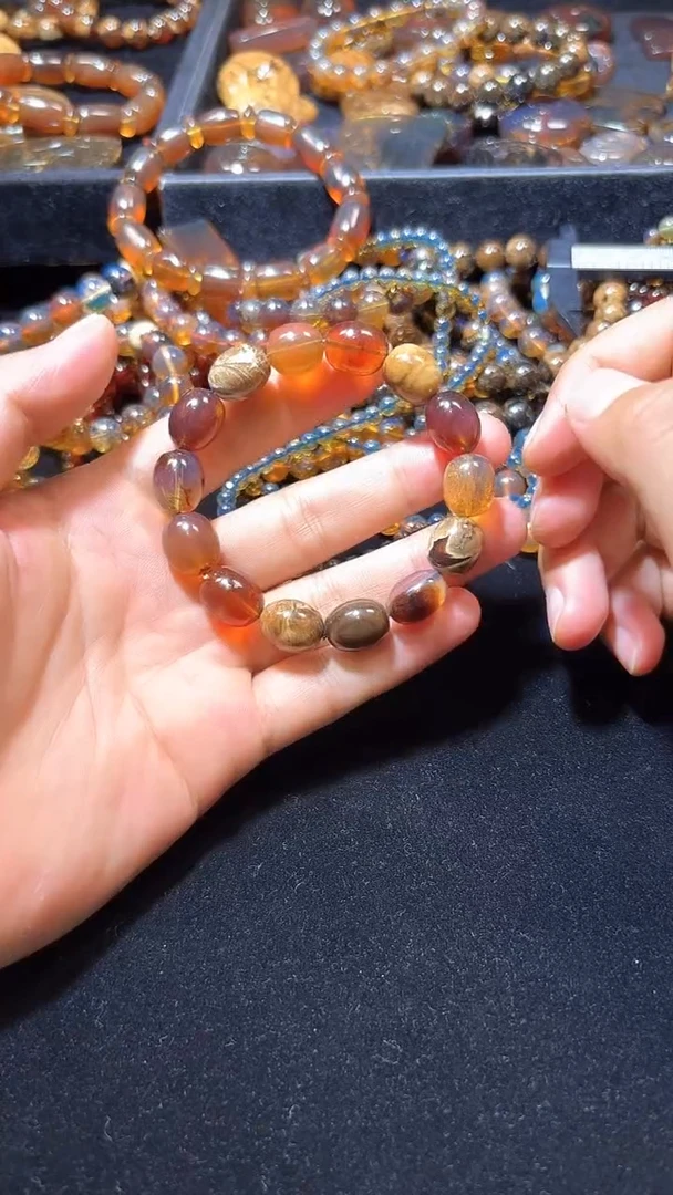 未镶嵌颈饰琥珀缅甸琥珀手串吊坠108