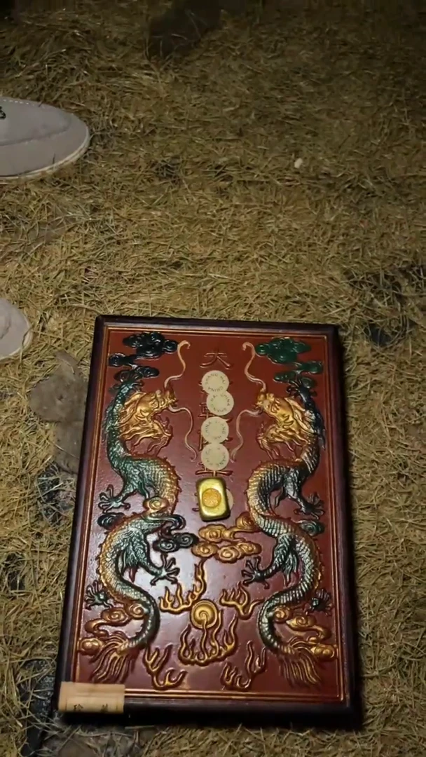 木摆件高端精美红漆双龙盒一件链接