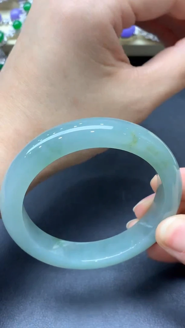 未镶嵌手镯翡翠588-中国好珍宝