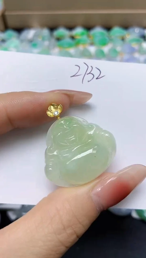 翡翠未镶嵌颈饰 天然缅甸翡翠A货