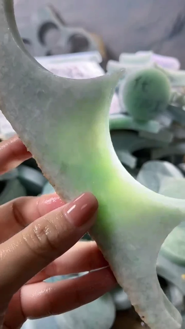 颈饰未镶嵌翡翠颈饰未镶嵌翡翠裸石翡翠缅甸翡翠A货钟93