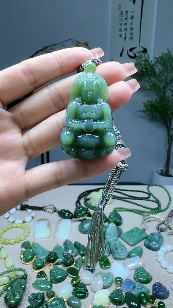 未镶嵌和田玉挂件1