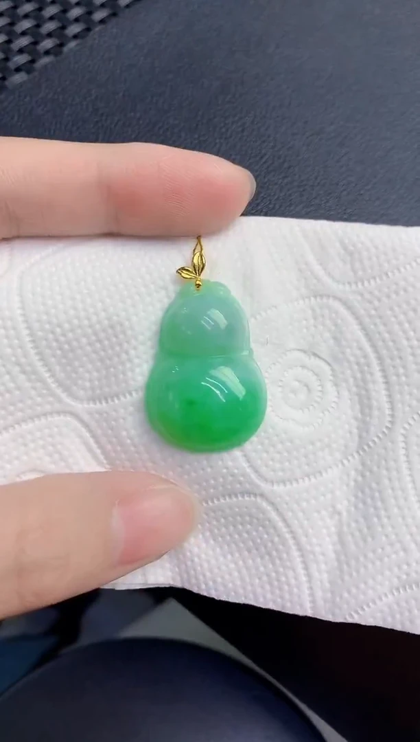 颈饰18K金镶嵌翡翠天然翡翠缅甸A货