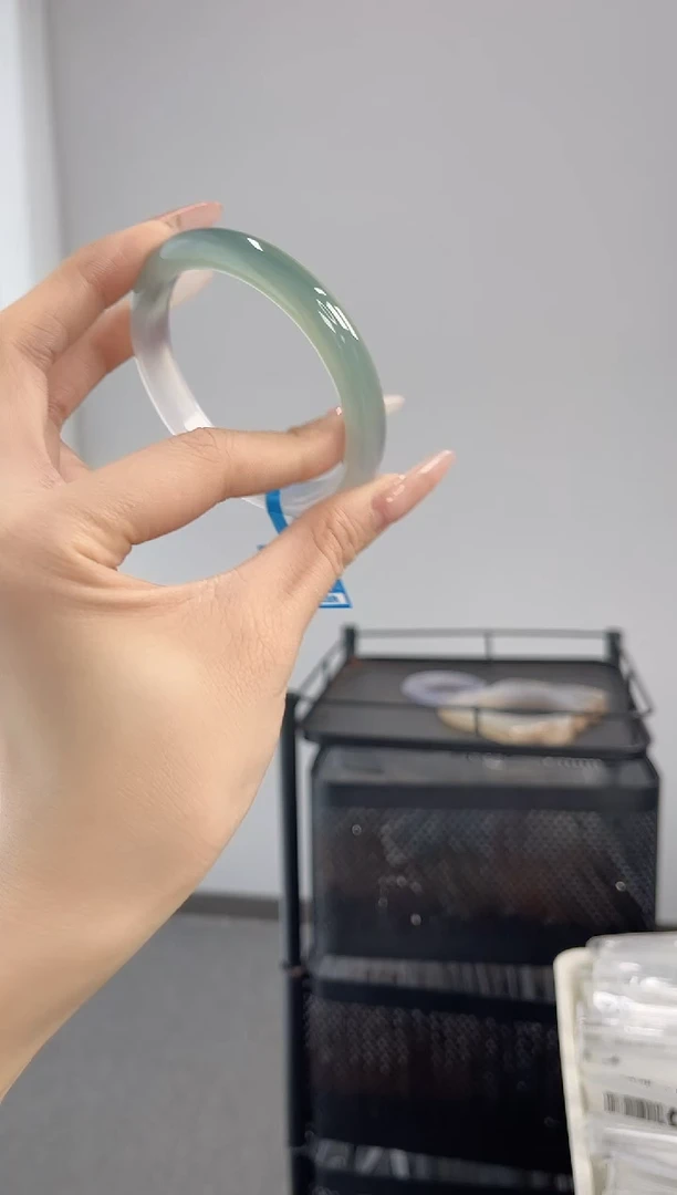 【闪购商品】玛瑙/玉髓手镯未镶嵌57-58圈