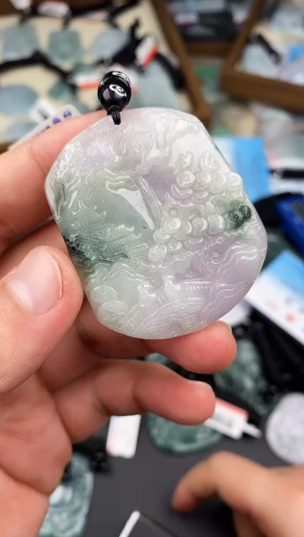 【闪购商品】翡翠颈饰未镶嵌  天然翡翠，一物一图