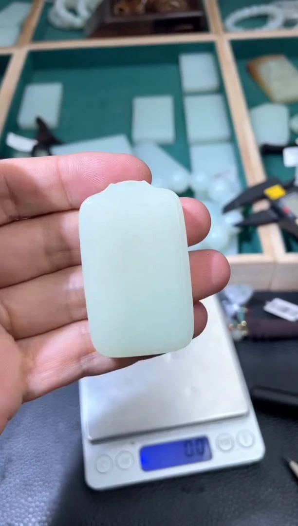 未镶嵌和田玉挂件官帽牌