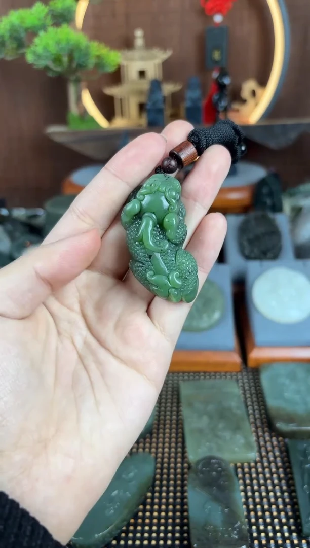 【闪购商品】和田玉颈饰未镶嵌1
