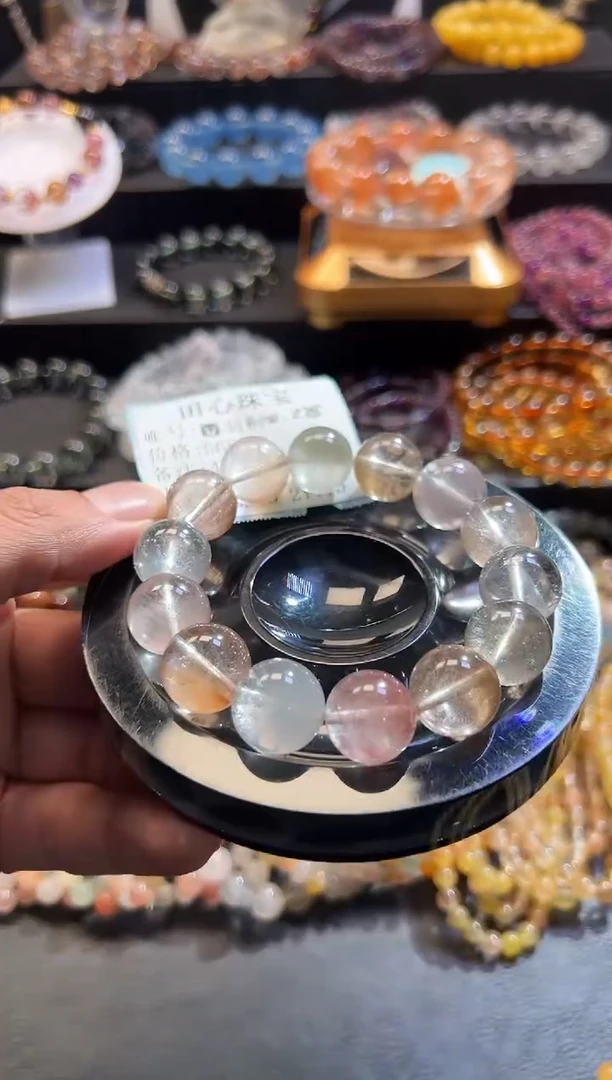 未镶嵌手链水晶?****?4