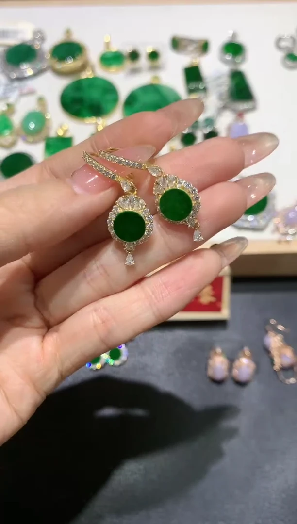 【闪购商品】翡翠吊坠(不含链)银S925镶嵌17多人多样性随机发货1件