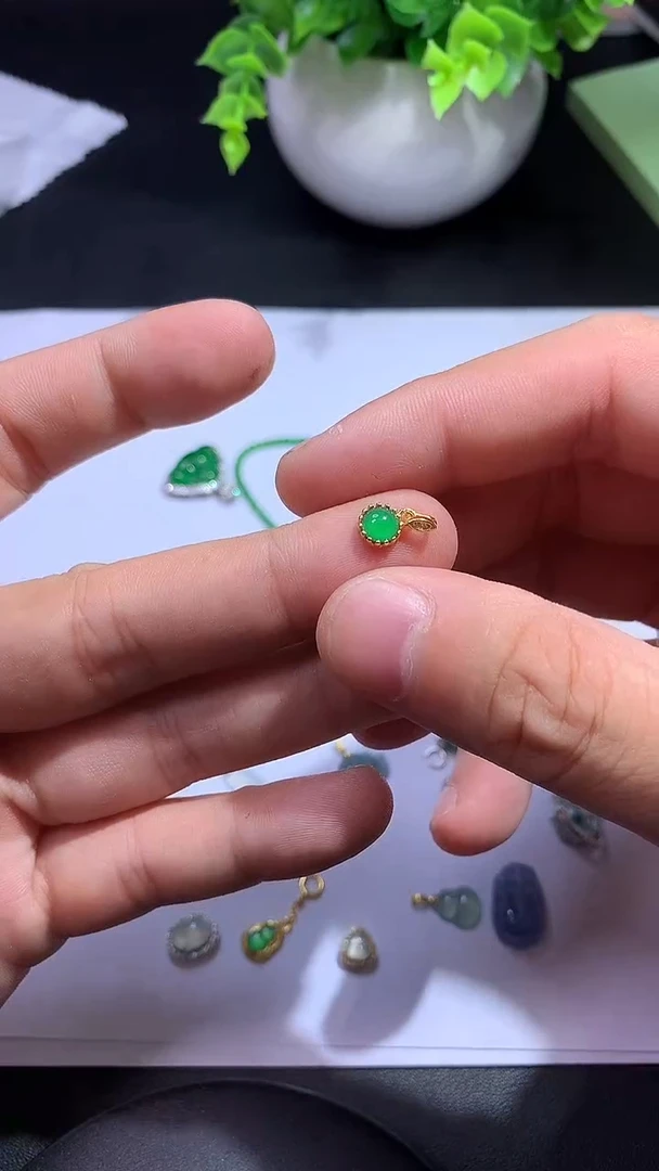 翡翠银S925镶嵌吊坠(不含链)好**琳1