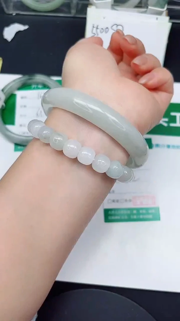 未镶嵌手镯石英质玉164-65/66
