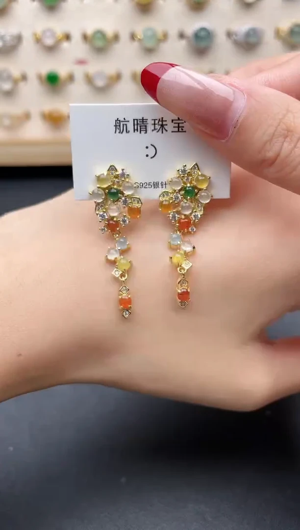 【闪购商品】翡翠戒指银S925镶嵌一物一证一礼盒