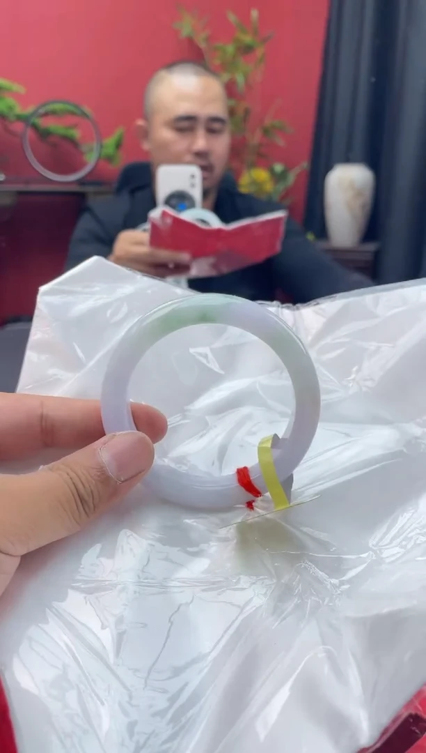 未镶嵌手镯翡翠7