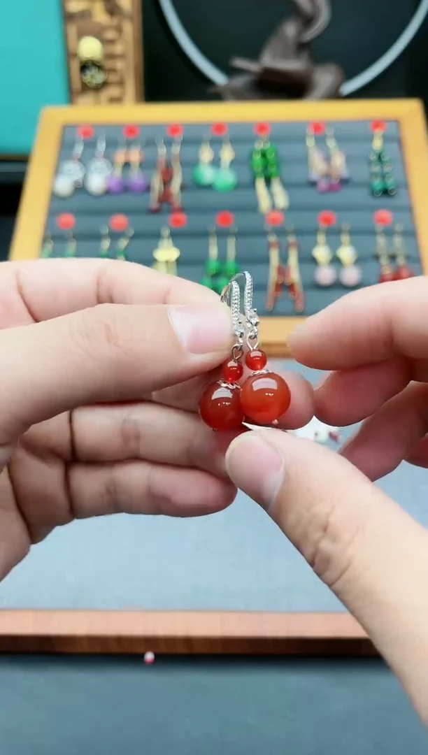 【闪购商品】南红玛瑙耳饰银S925镶嵌408000