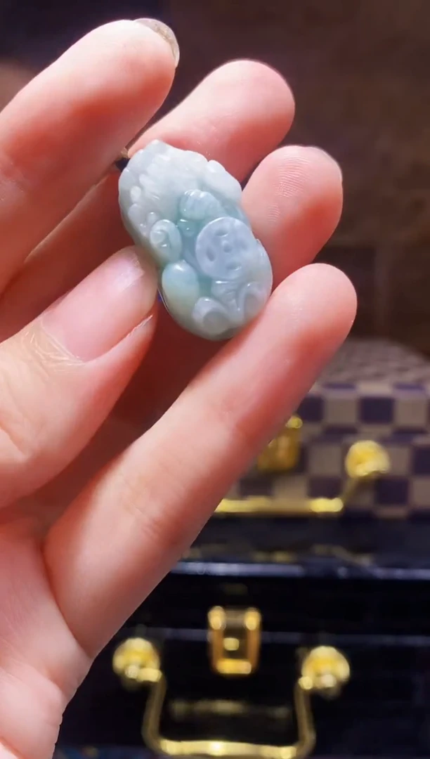 翡翠未镶嵌颈饰M-@@BSGR71320多样性发一