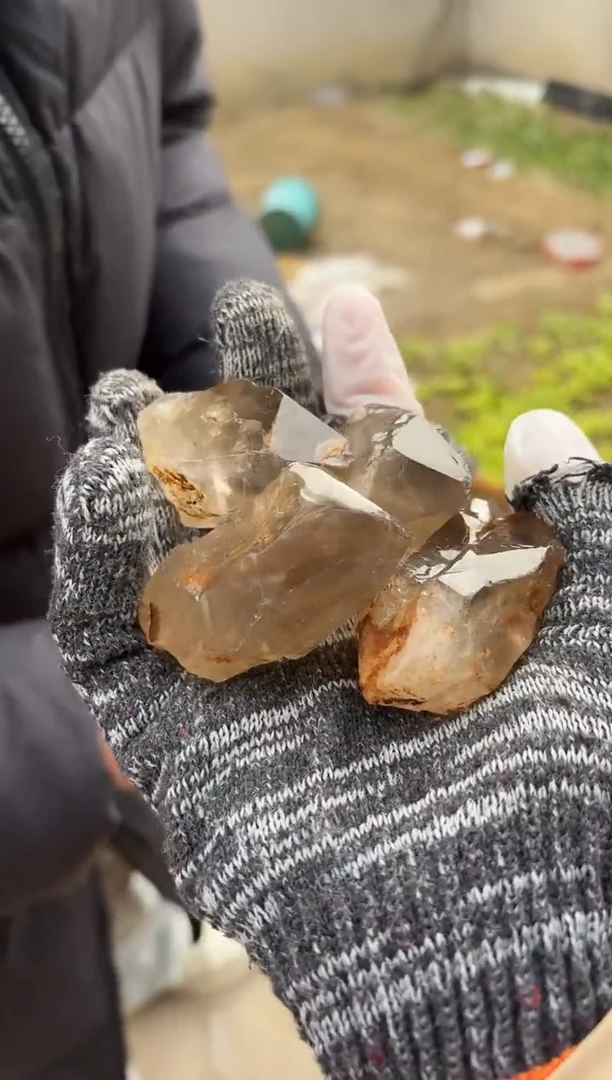 【闪购商品】水晶摆件未镶嵌茶水晶多样性发一个 005
