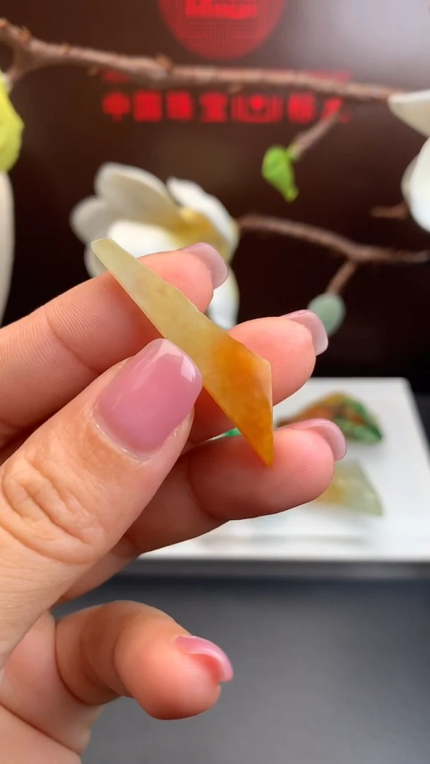 定制翡翠未镶嵌