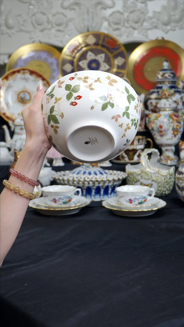 骨瓷婷婷中古器物如图所示38