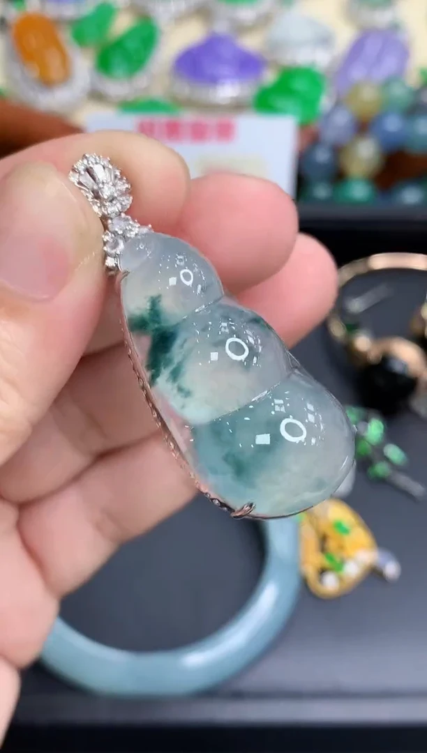 颈饰18K金镶嵌翡翠491-中国好珍宝