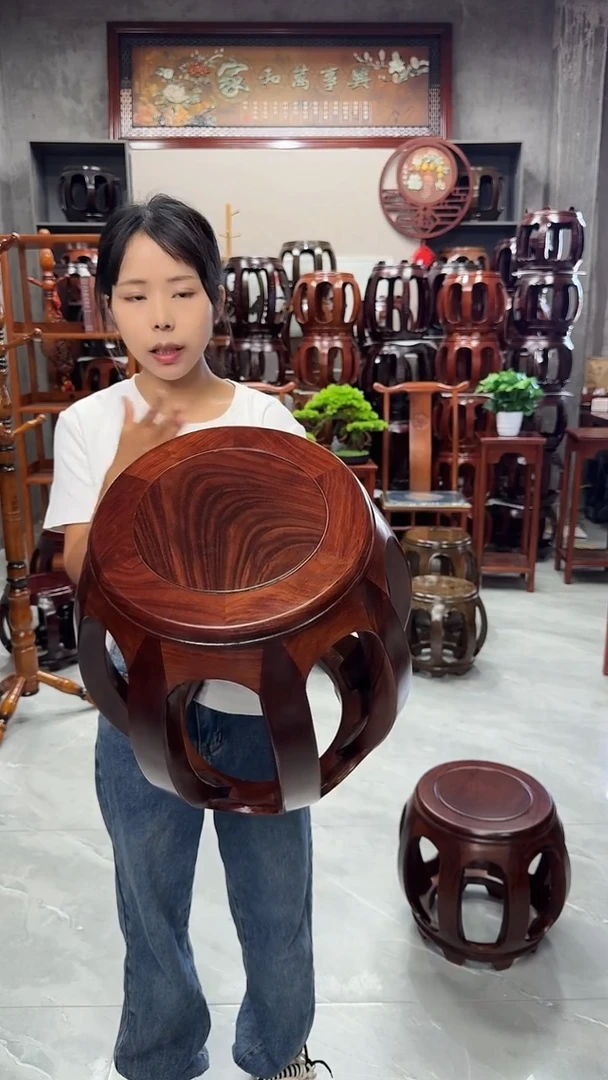 花梨木类家具胡桃色大号鼓凳一对（二个）