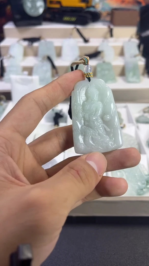 颈饰未镶嵌翡翠/9/2       85