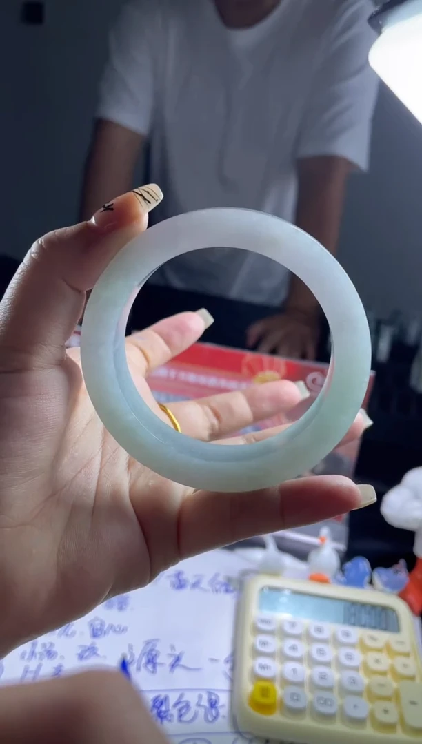 【闪购商品】定制翡翠手镯未镶嵌手镯DDQ/发一件