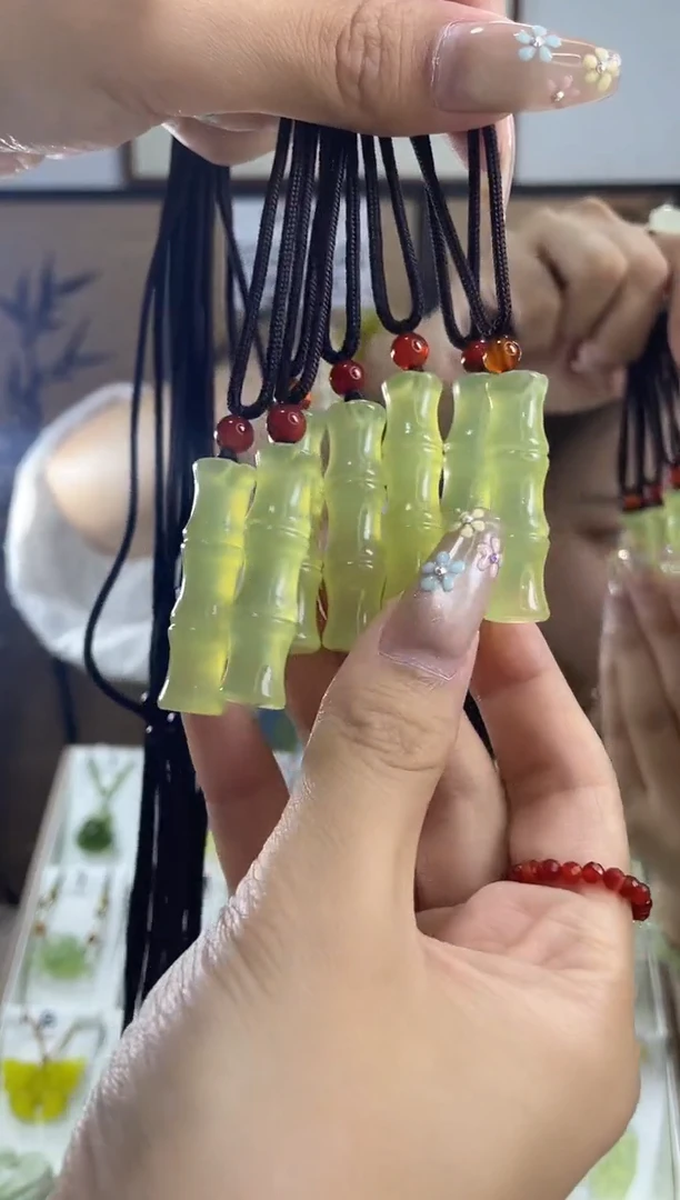 岫玉未镶嵌吊坠多样性发货其中发一