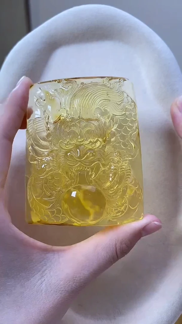 琥珀颈饰未镶嵌吊坠