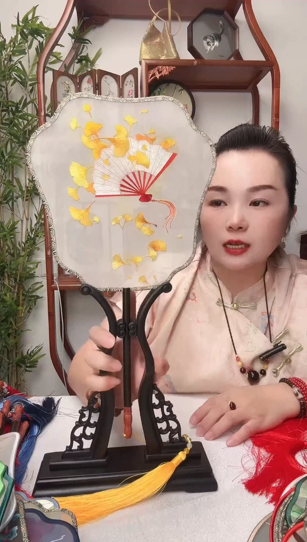刺绣团扇-双面绣花