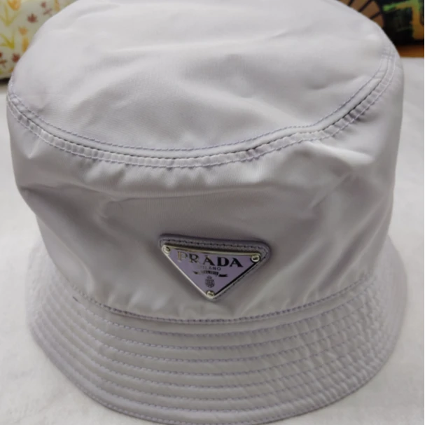 99新 Prada/普拉达 帽子 S码P205740950