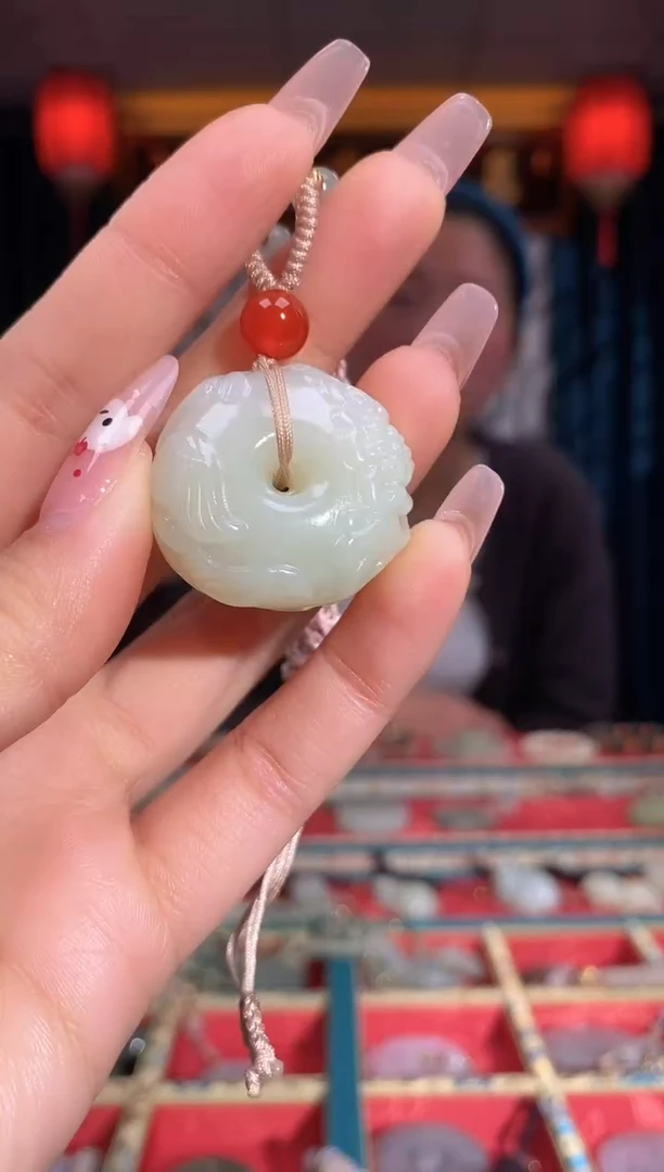 【闪购商品】和田玉颈饰未镶嵌扣