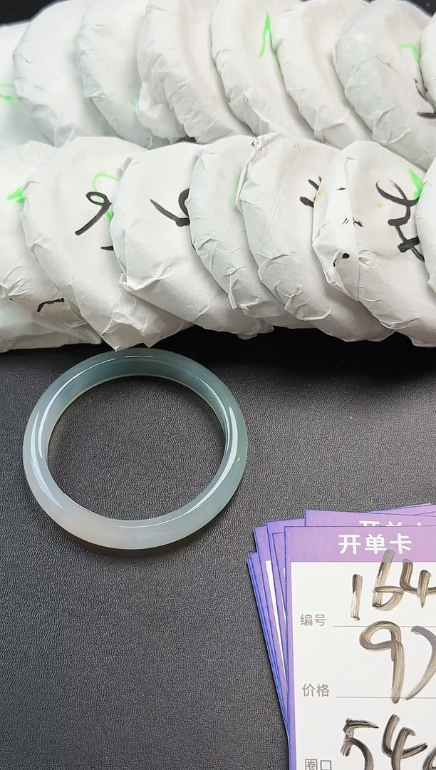 手镯玛瑙/玉髓未镶嵌玛瑙玉石手镯