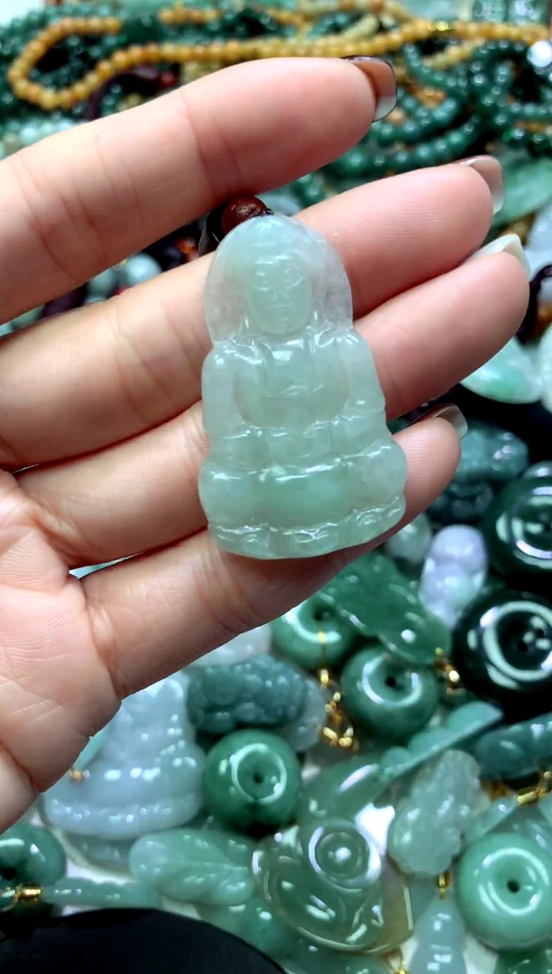 未镶嵌挂件翡翠1