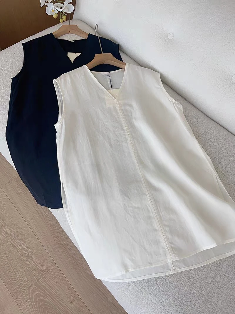 2025年夏季新款北欧小众法式简约亚麻背心宽松V领无袖上衣衬衣女