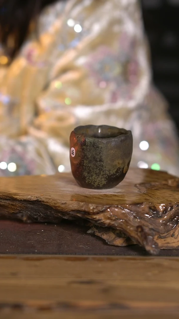 景德镇纯柴烧 手捏乌金泥杯子 46
