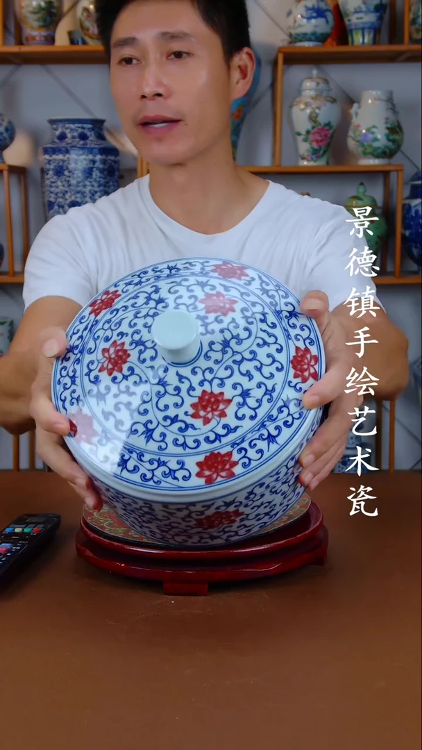 现代景德镇手工手绘陶瓷摆件41