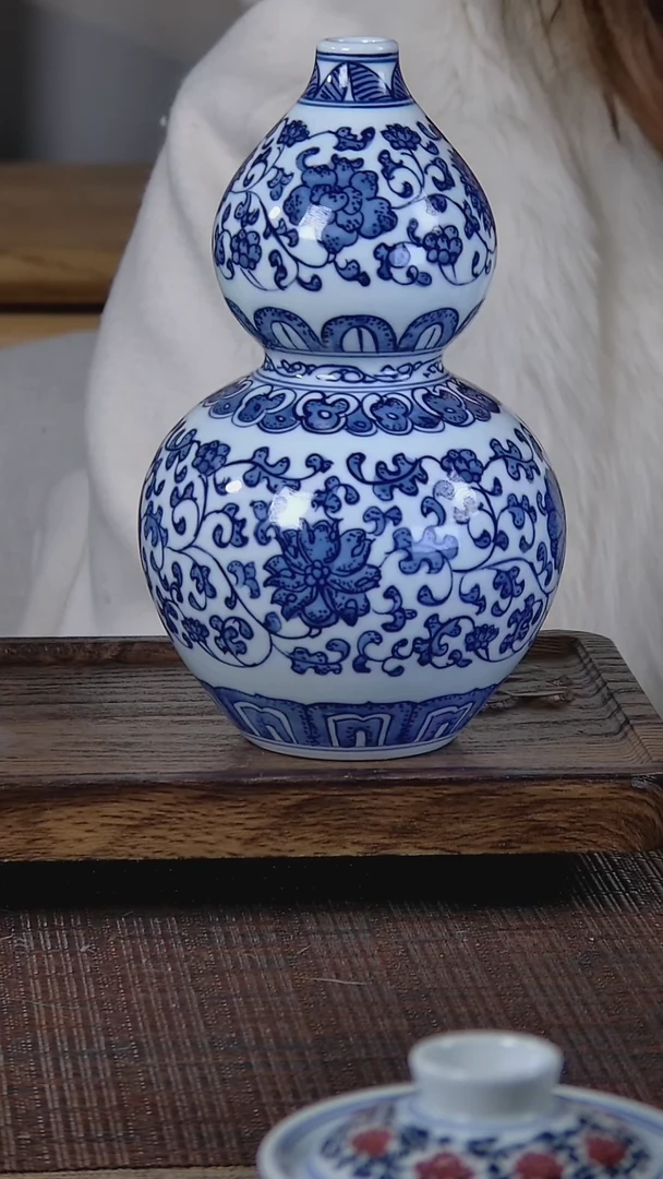【闪购商品】折葵非器手工手绘缠枝葫芦瓶