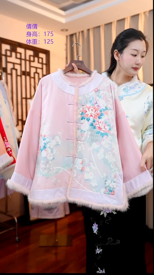 刺绣:****r桑蚕丝非遗苏绣服饰