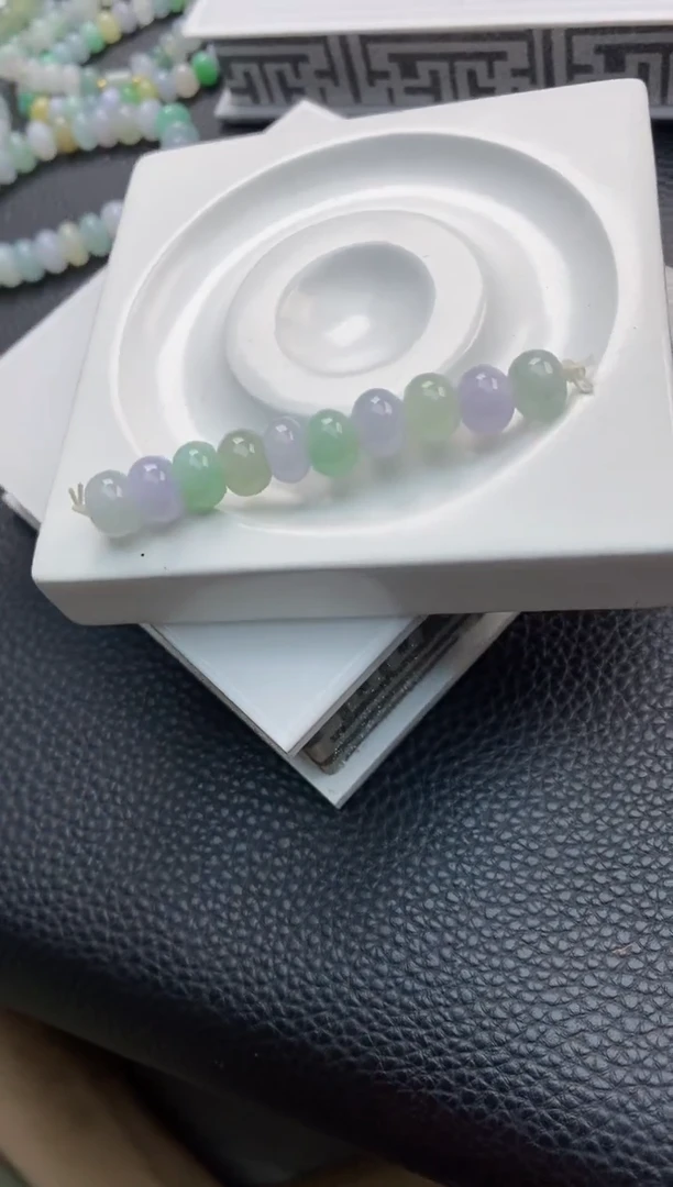 翡翠散珠64天然A货翡翠散珠