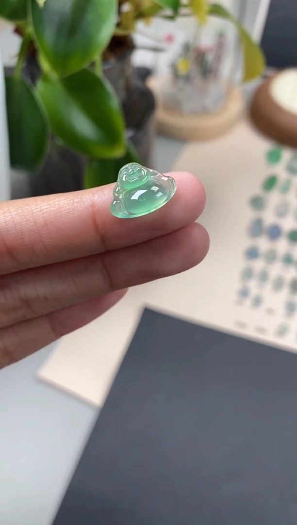 【闪购商品】翡翠颈饰未镶嵌翡翠冰种佛公