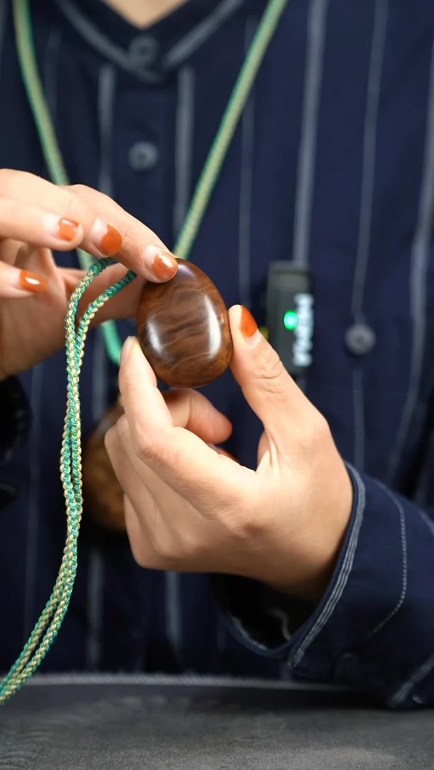 【闪购商品】金丝楠木雕630水波纹吊坠