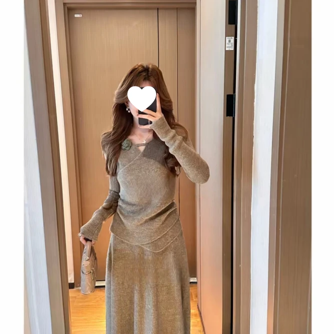 针织时尚套装上衣+修身褶皱中长裙打底长裙中长款通勤高弹力开叉