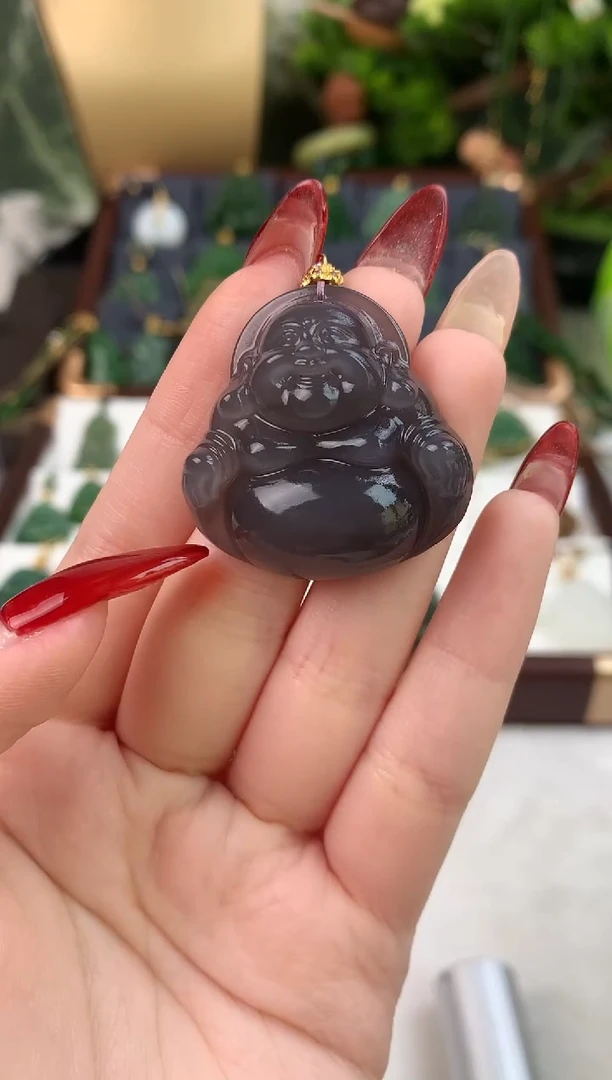 颈饰未镶嵌和田玉吊坠