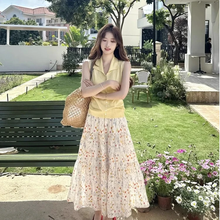 韩系碎花半身裙女2025夏季新款百搭高腰显瘦设计感蛋糕中长裙chic