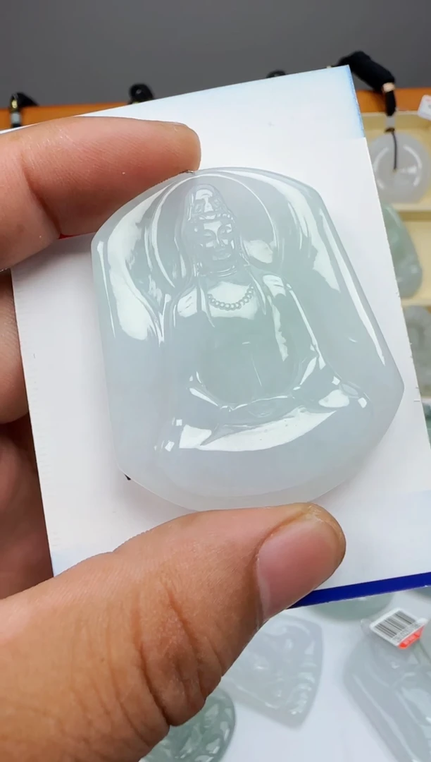 翡翠未镶嵌颈饰逆*缅甸天然A货翡翠