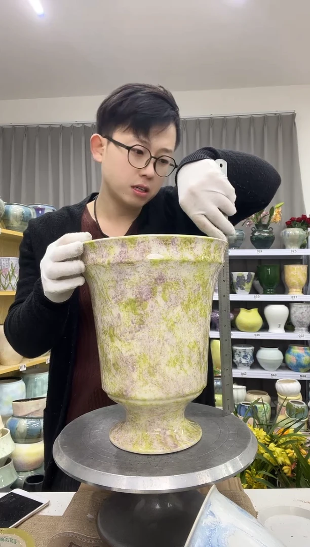 【12.14】花盆链接 高：28  口：22